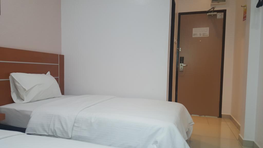 Dota Hotel Alor Setar Chambre photo